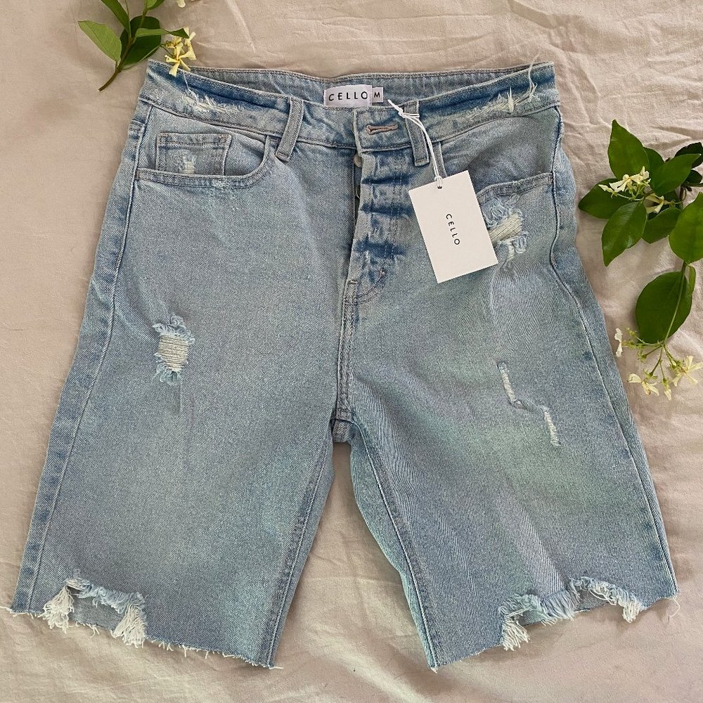 Fashion Nova (CELLO) Never Worn Bermuda Shorts